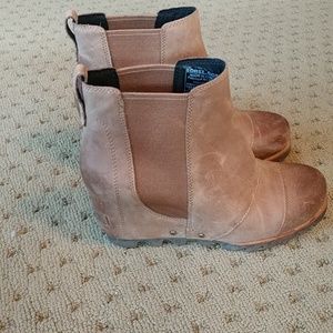 Sorel Joan of ark boot